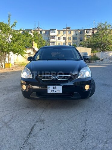Kia Carens-1