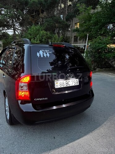 Kia Carens-15