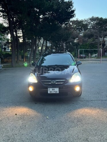 Kia Carens-14
