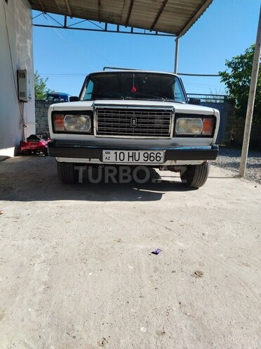 LADA (VAZ) 2107-1