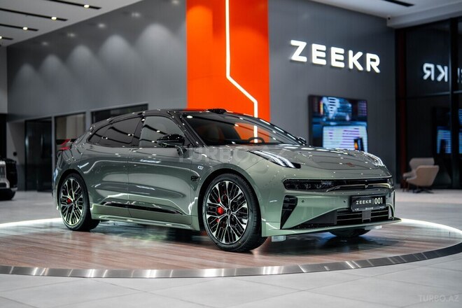 ZEEKR 001-3