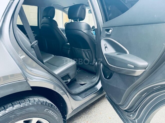 Hyundai Santa Fe-21