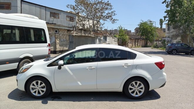 Kia Rio-3