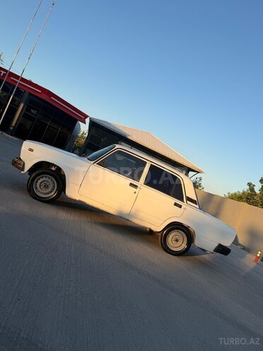 LADA (VAZ) 2107-4