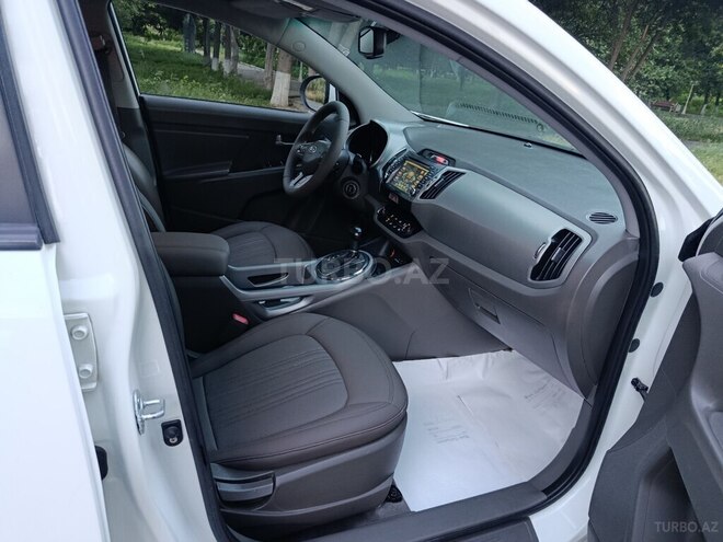 Kia Sportage-11