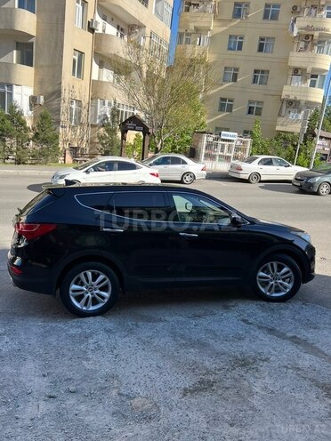 Hyundai Santa Fe-4