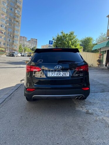 Hyundai Santa Fe-10