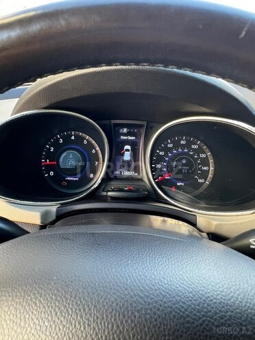 Hyundai Santa Fe-14