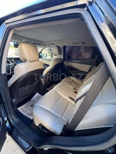 Hyundai Santa Fe-15