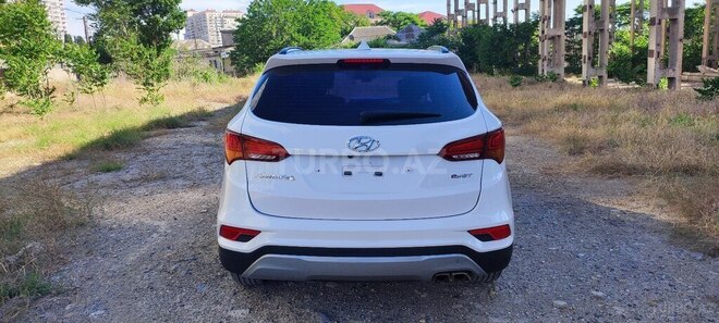 Hyundai Santa Fe-4