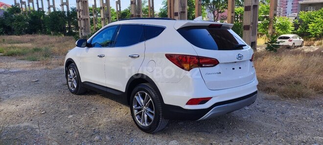 Hyundai Santa Fe-6