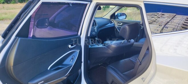 Hyundai Santa Fe-14