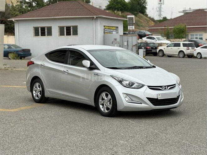 Hyundai Avante-2