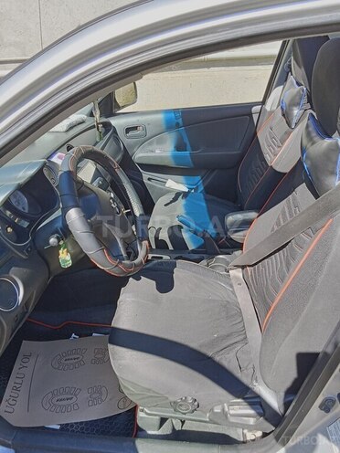 Mitsubishi Outlander-9