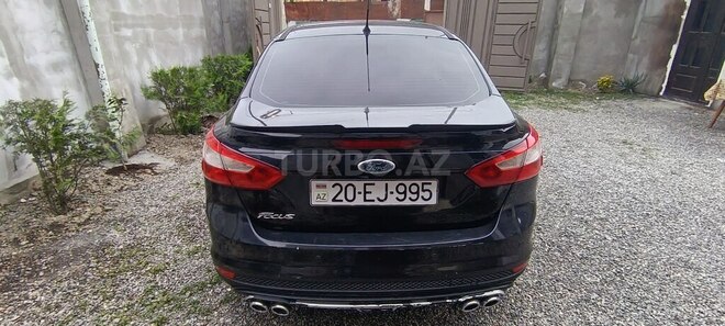 Ford Focus-2