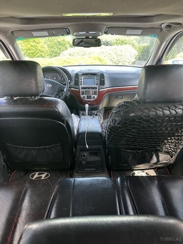 Hyundai Santa Fe-8