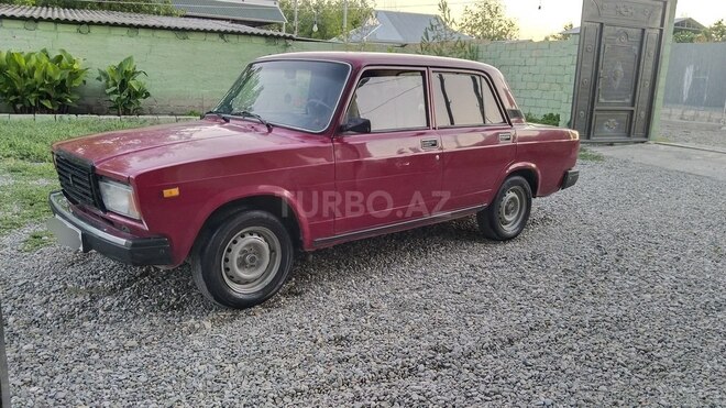 LADA (VAZ) 2107-4