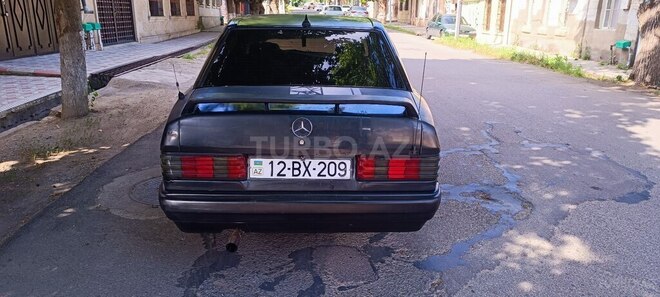 Mercedes 190-3