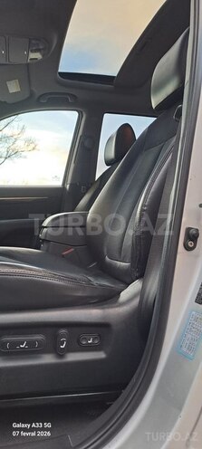 Hyundai Santa Fe-6