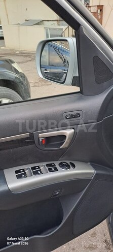 Hyundai Santa Fe-5