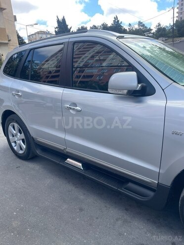 Hyundai Santa Fe-17