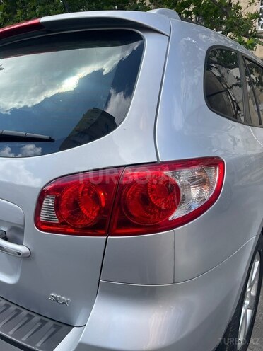 Hyundai Santa Fe-16