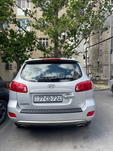 Hyundai Santa Fe-21
