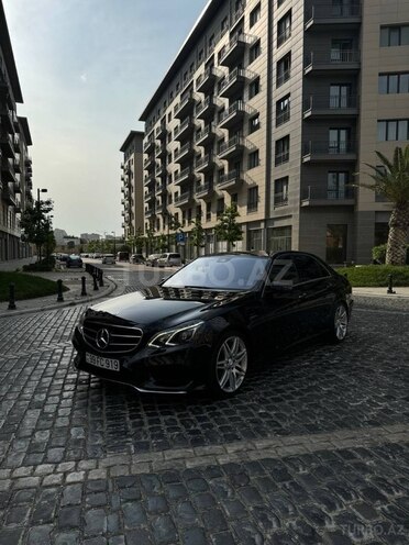 Mercedes E 220-2