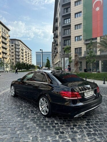 Mercedes E 220-6