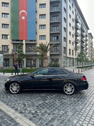 Mercedes E 220-5