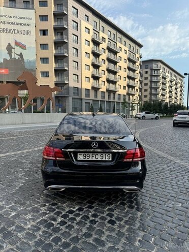 Mercedes E 220-7
