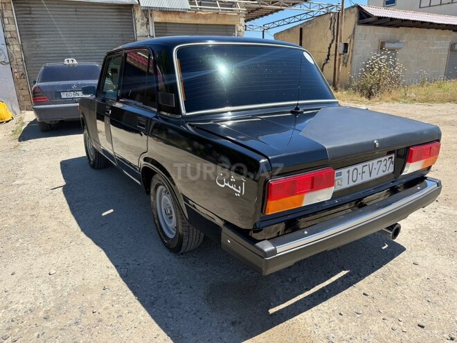 LADA (VAZ) 2107-5