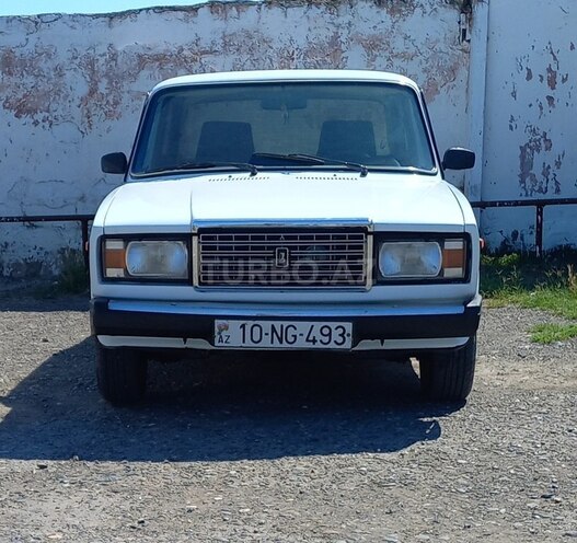 LADA (VAZ) 2107-1