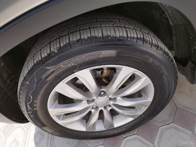Kia Sorento-13