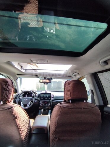 Kia Sorento-7