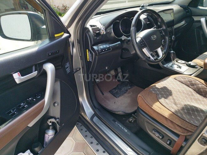 Kia Sorento-6