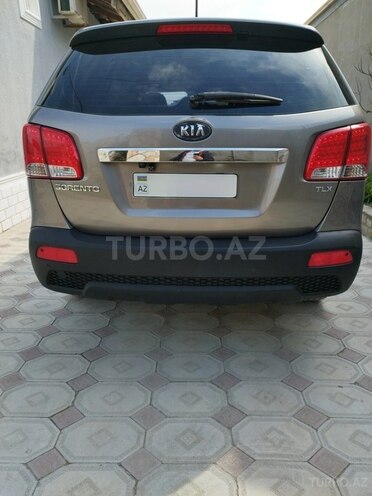 Kia Sorento-2