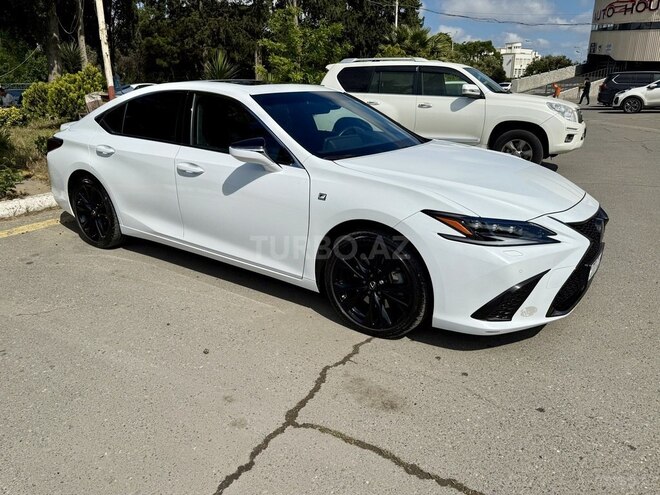 Lexus ES 300h-2