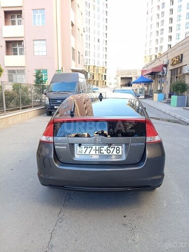 Honda Insight-8