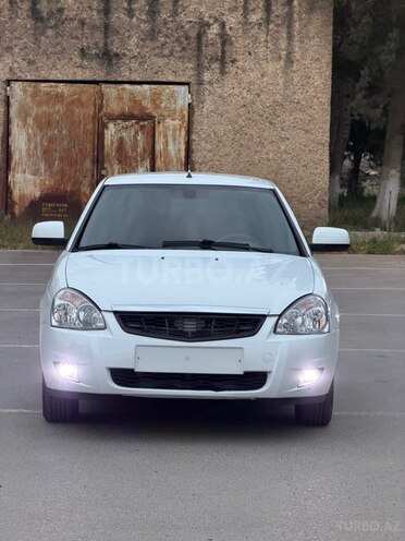 LADA (VAZ) Priora-1