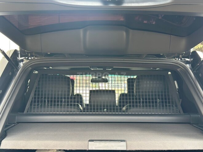 Land Rover Range Rover-13