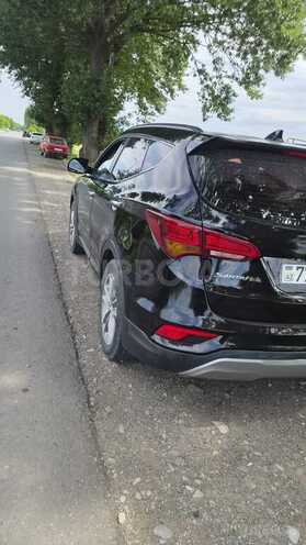 Hyundai Santa Fe-5