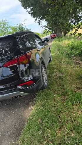 Hyundai Santa Fe-4