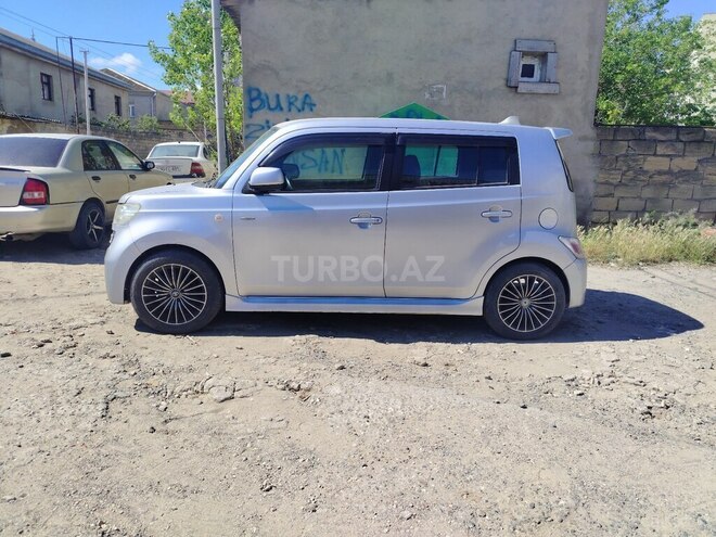 Daihatsu Materia-2