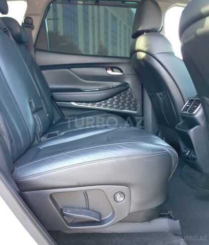 Hyundai Santa Fe-19
