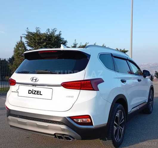 Hyundai Santa Fe-6
