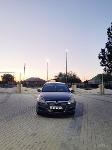 Opel Astra-7