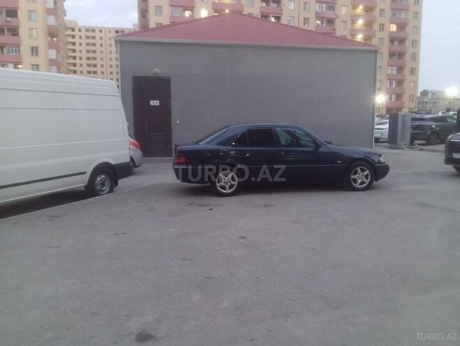 Mercedes C 180-9
