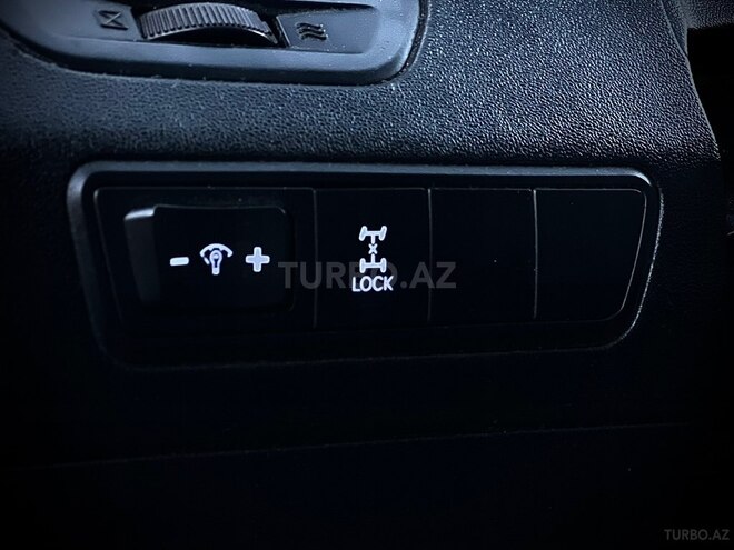 Hyundai ix35-17