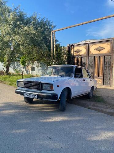 LADA (VAZ) 2107-1